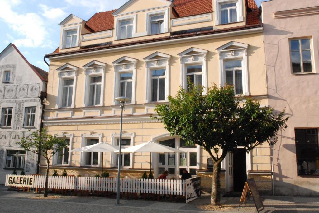 Hotel U Ruze Slavonice Exterior foto